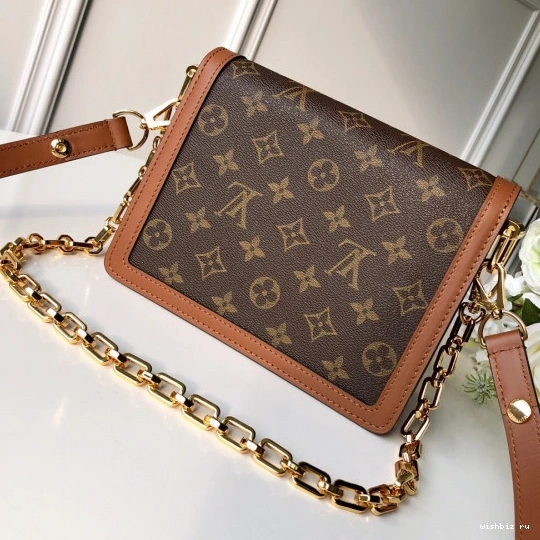 WIS Vuitton Spring Show） Dauphine Louis Mini（2019 1114